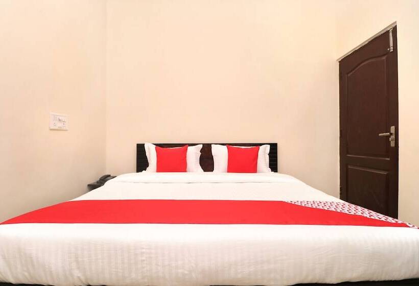 호텔 Sunroof By Oyo Rooms