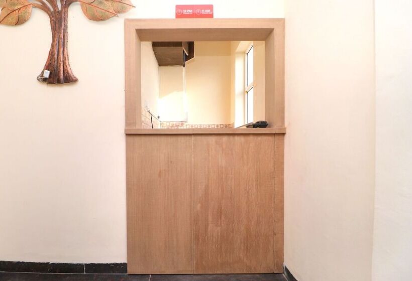 호텔 Sunroof By Oyo Rooms