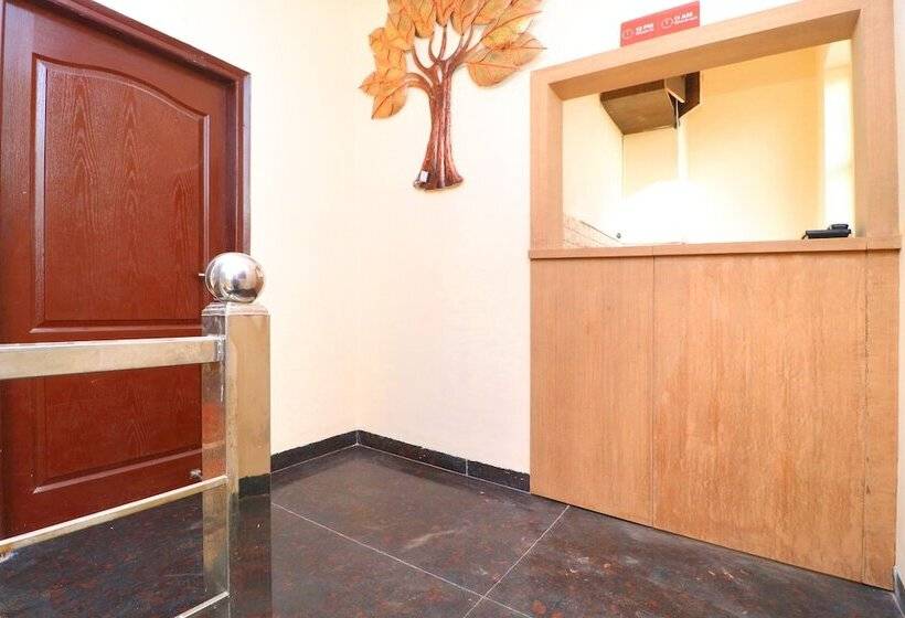 호텔 Sunroof By Oyo Rooms