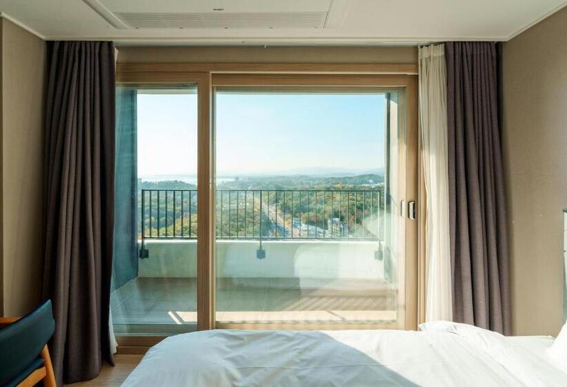 Отель The Blue Terra