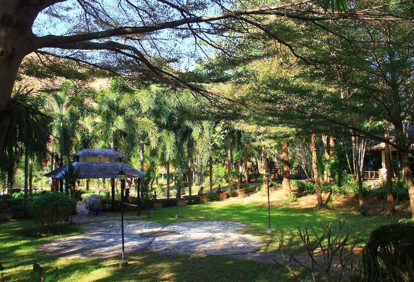 فندق The Hub Erawan Resort