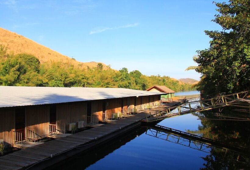 בית מלון כפרי The Hub Erawan Resort