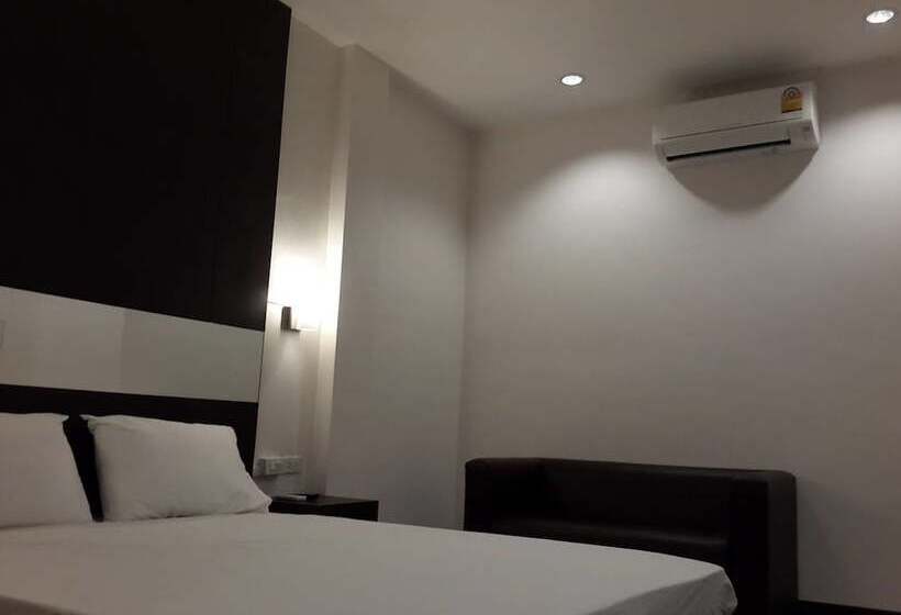 Отель The Room 24 Resort