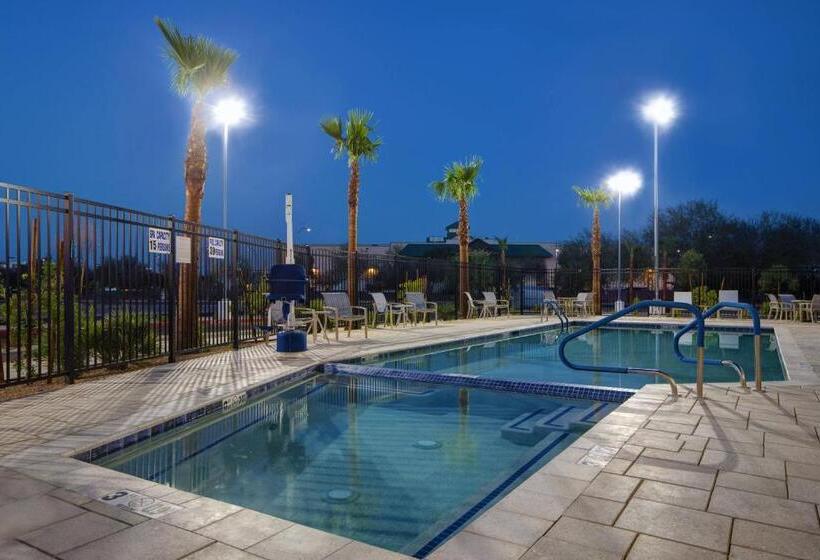 בית מלון כפרי Towneplace Suites By Marriott Phoenix Glendale Sports & Entertainment District