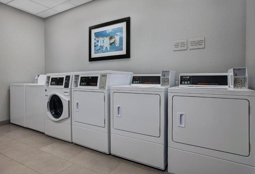 בית מלון כפרי Towneplace Suites By Marriott Phoenix Glendale Sports & Entertainment District