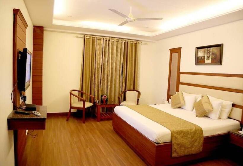 Jk Rooms 130 Hotel Paras