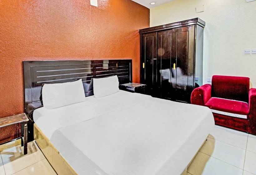 Oyo 537 Dahtham Furnished Units