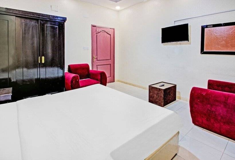 Oyo 537 Dahtham Furnished Units