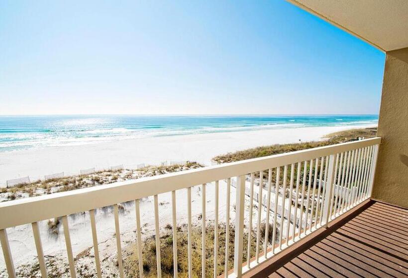 Pelican Beach Resort 2006