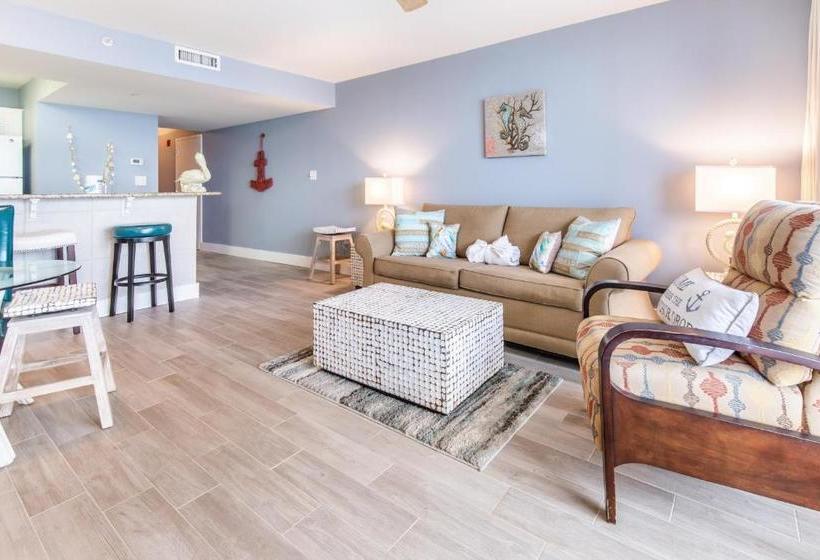 Pelican Beach Resort 2010