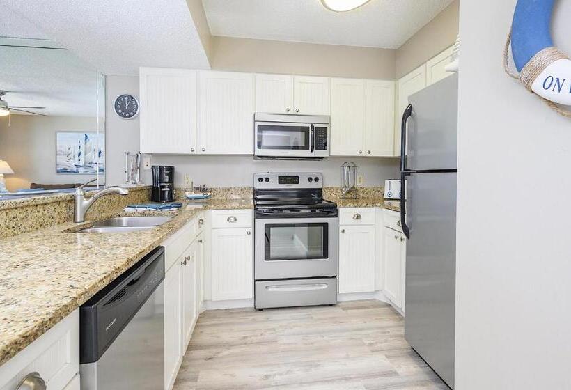 Pelican Beach Resort 308