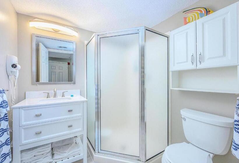 Pelican Beach Resort 308