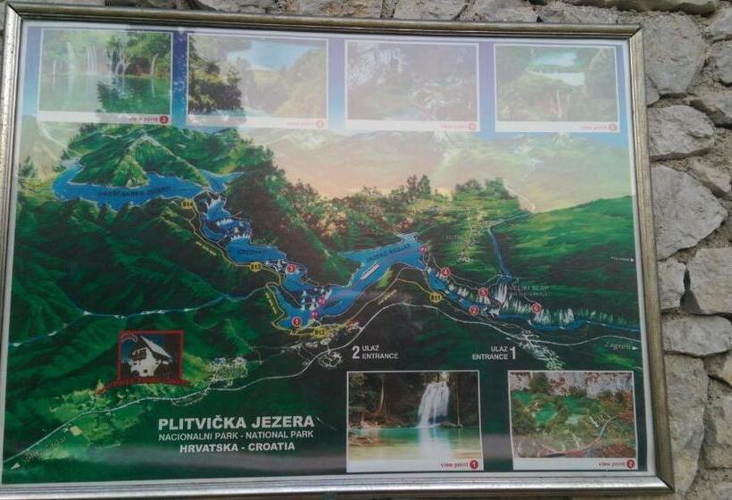 פנסיון Apartments And Rooms With Parking Space Jezerce, Plitvice   17768