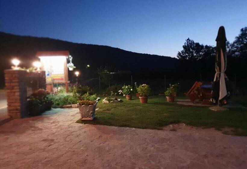 بنسيون Apartments And Rooms With Parking Space Jezerce, Plitvice   17768