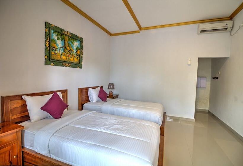 פנסיון Ary's Guest House