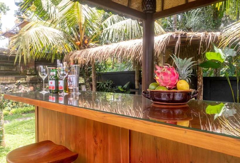 بنسيون Asli Bali Villas