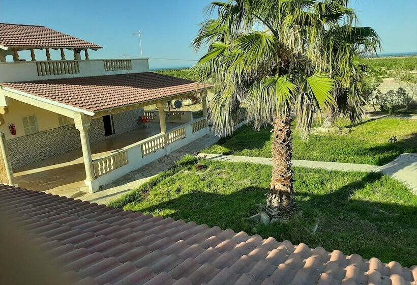 بنسيون Auberge Essanya