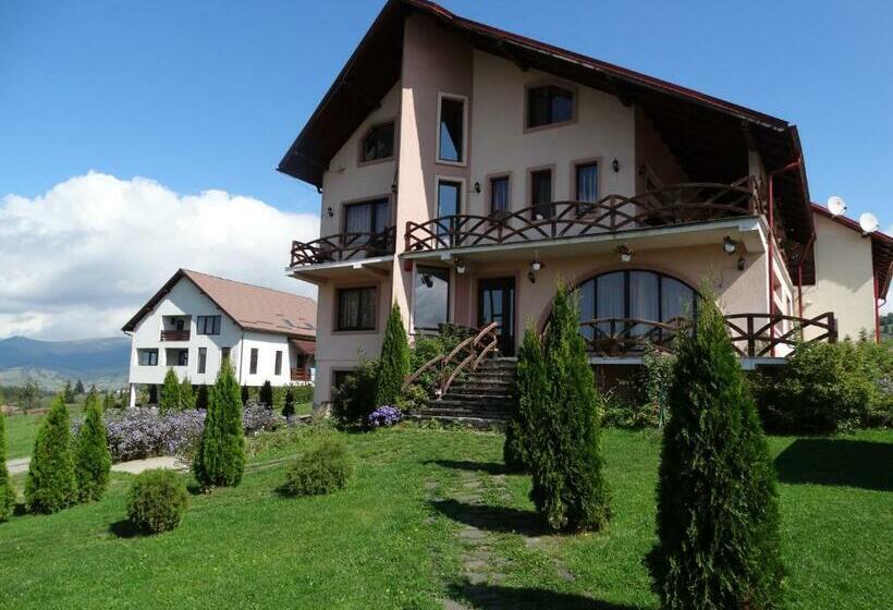 بنسيون Casa Miruna