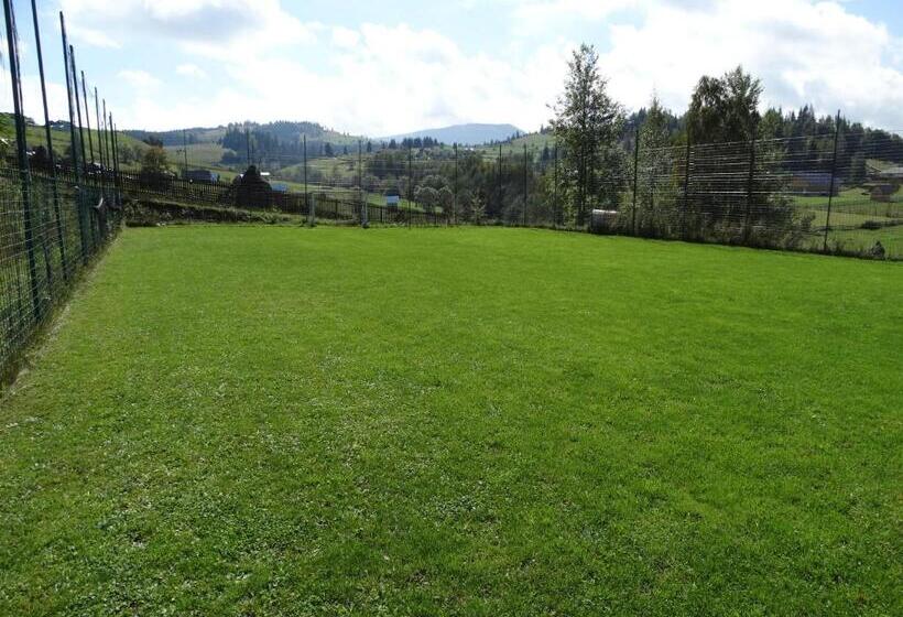 بنسيون Casa Miruna