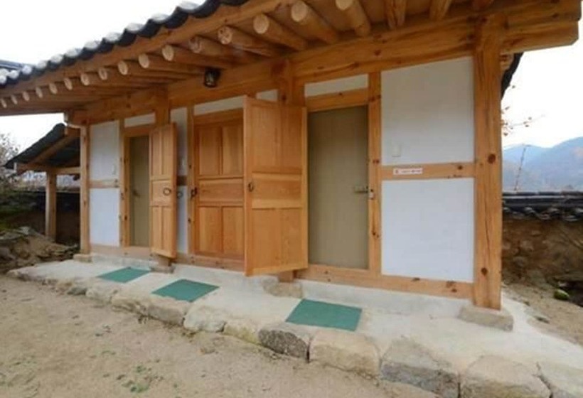 بنسيون Chojeondaek