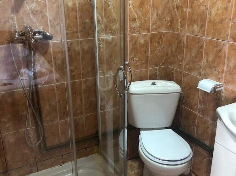 פנסיון Complex Turistic Alpina Blazna Sant