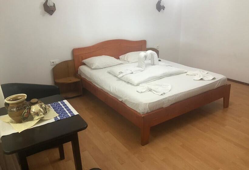 פנסיון Complex Turistic Alpina Blazna Sant