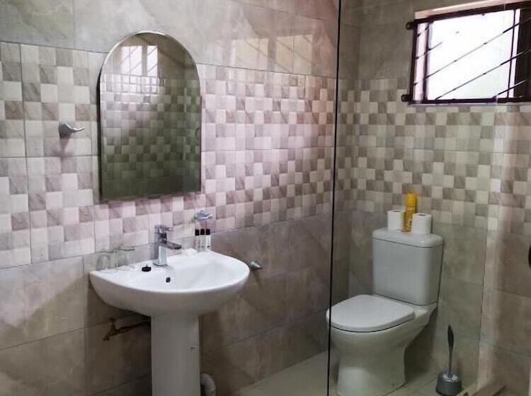 פנסיון Green Olive Residences