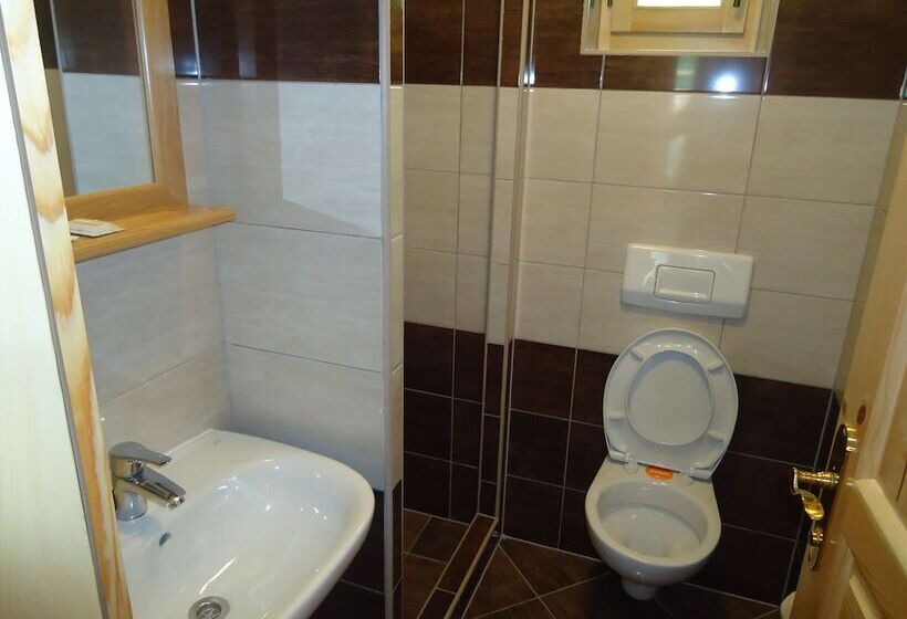 بنسيون Guest House Plitvice Waterfall