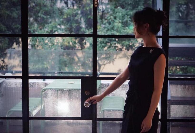 Pension Shanghai Downtown Hills Boutique Guesthouse   Near Metro Line 7, Exit 3, Changping Road