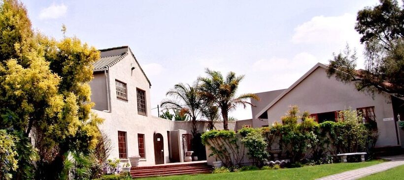 بنسيون Ilanga Estate