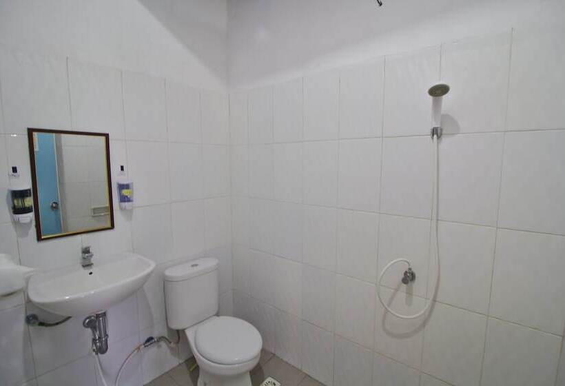 بنسيون Kira Cottages