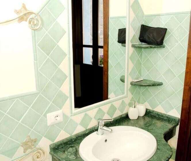 פנסיון L  Affittacamere Funtanedda