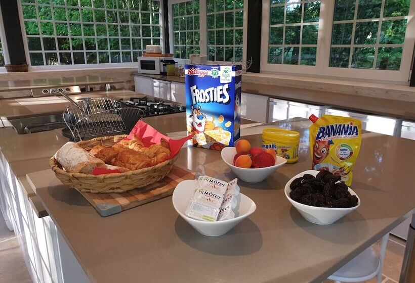 膳宿费 Moulin Du Soustre