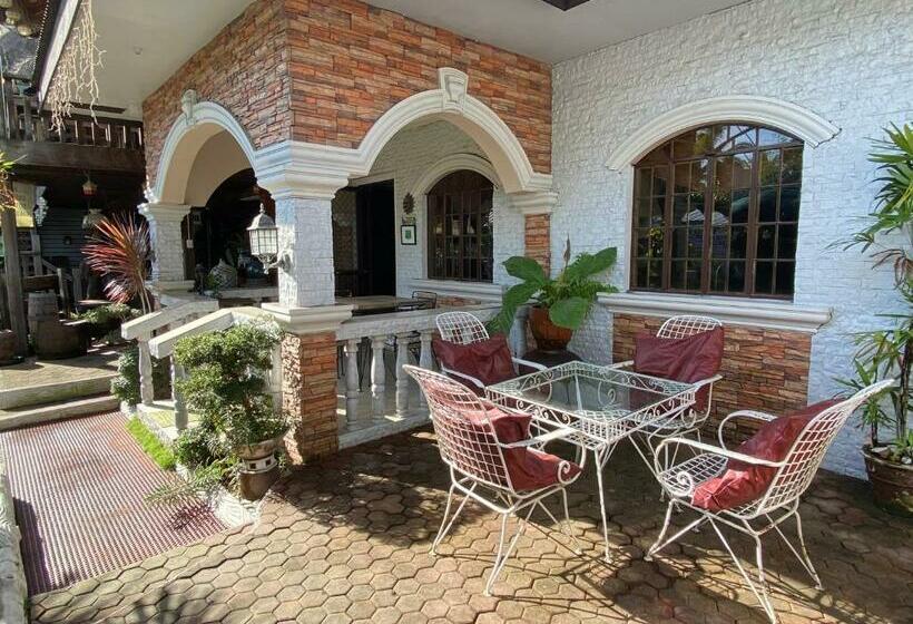 펜션 Mount Pinatubo Base Camp At Casa Hermogina