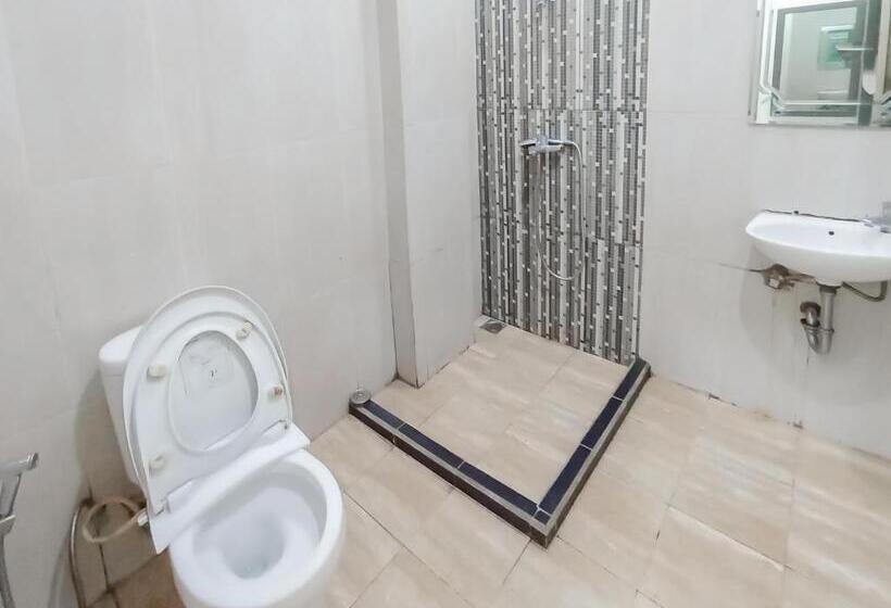 Пансион Reddoorz Syariah Near Q Mall Banjarbaru