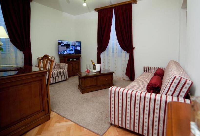 ペンション Rooms With A Swimming Pool Tisno, Murter   3219