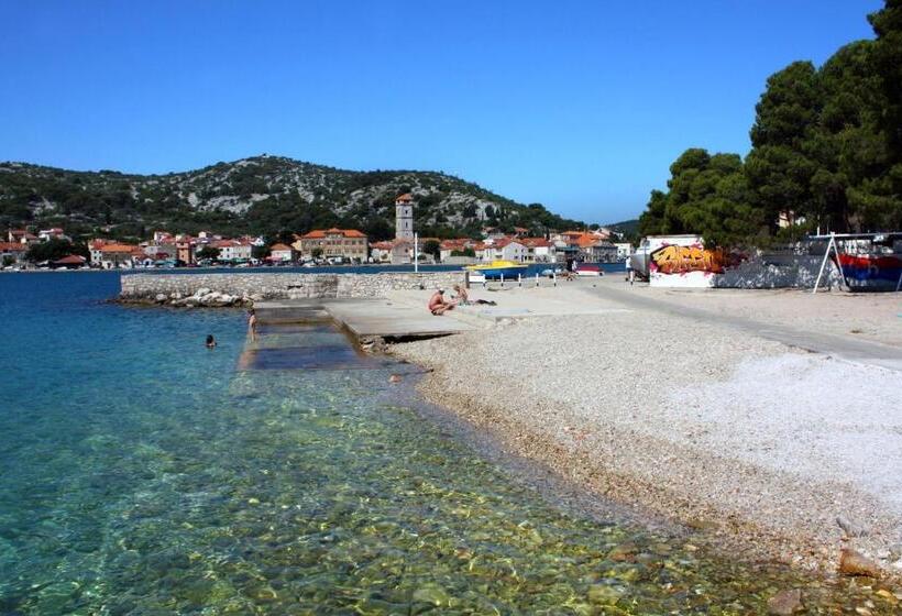 ペンション Rooms With A Swimming Pool Tisno, Murter   3219