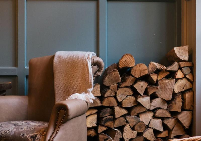 بنسيون The Black Boy