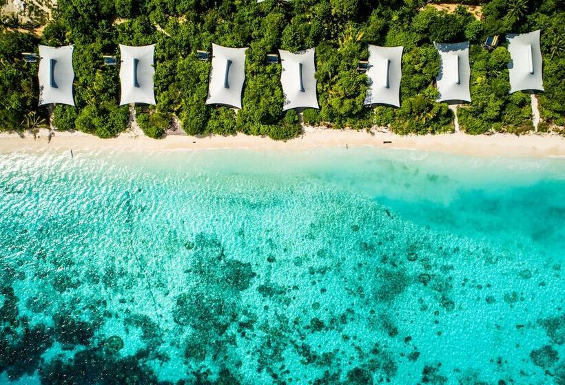 منتجع Bawah Reserve