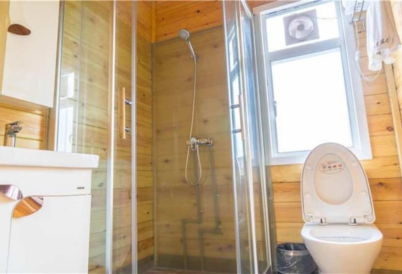 Курорт Southeastern Flying Tiger Manor