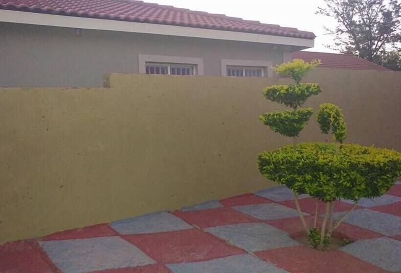 צימר Sharons Guesthouse