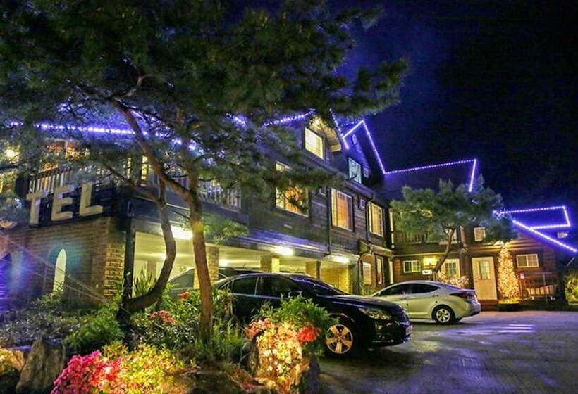 Taean Oak Vill Pension