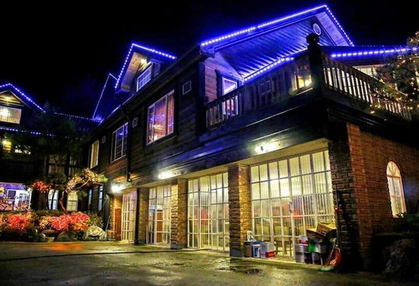 Taean Oak Vill Pension