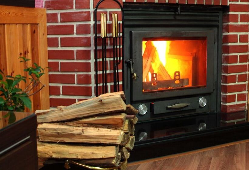 Petit Maison Pension