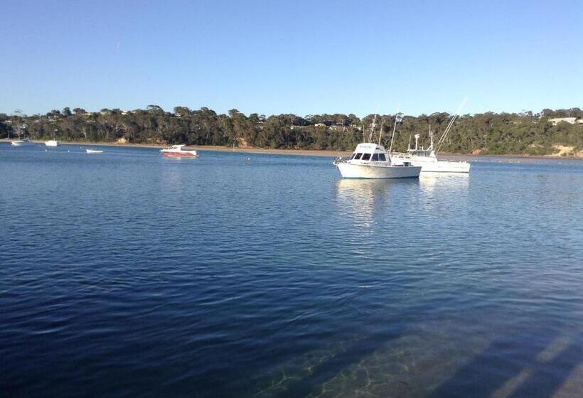 The Sands Holiday Apartments