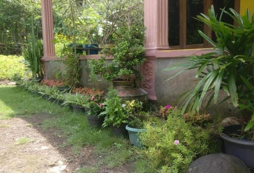 호스텔 Argosari Homestay Syariah