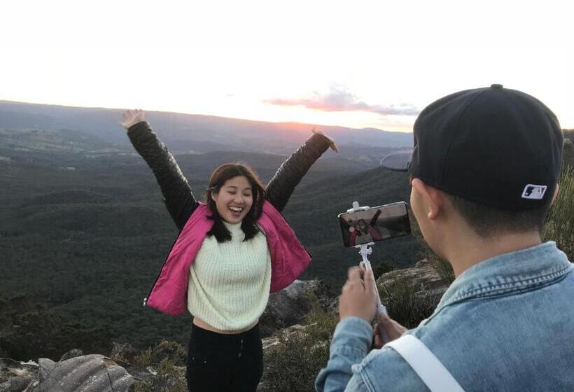 فندق صغير Flying Fox Backpackers