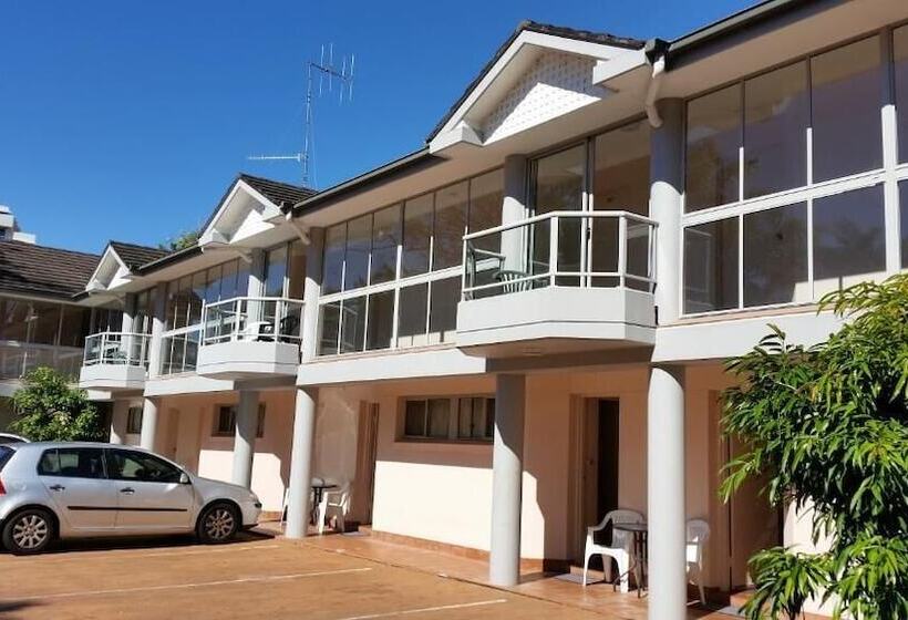 הוסטל Forstay Motel