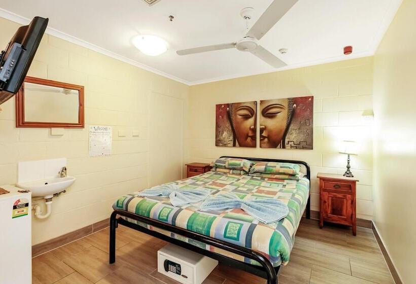 호스텔 Travellers Oasis