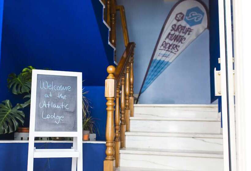 민박 Atlantic Lodge